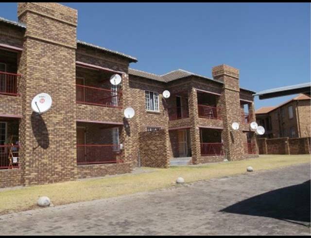 2 BEDROOM APARTMENT TO LET IN NOORDWYK